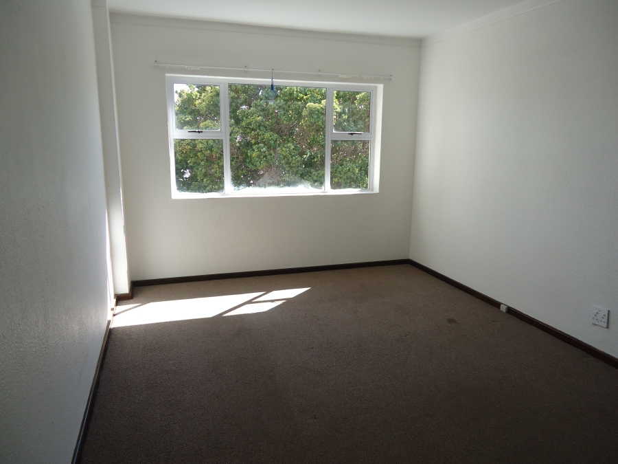 To Let 2 Bedroom Property for Rent in Kenilworth Western Cape